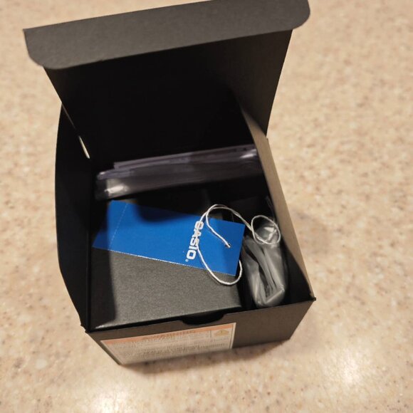 CASIO WATCH 50TH ANNIVERSARY CASIO RING WATCH(CRW001-1) - Picture 2 of 3